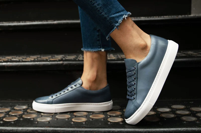 The Premier Low Top