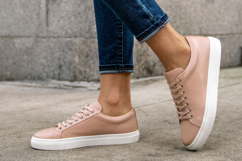 Premier Low Top