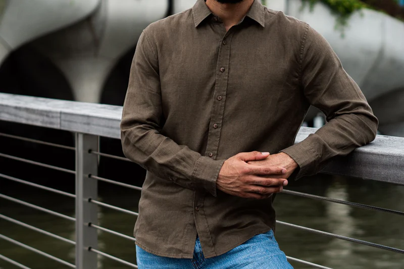 The Linen Shirt
